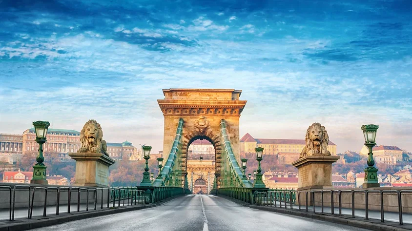 Suiza y Austria con Alpes y Budapest visitando Alemania, Suiza, Austria, Hungría con Mega Travel México