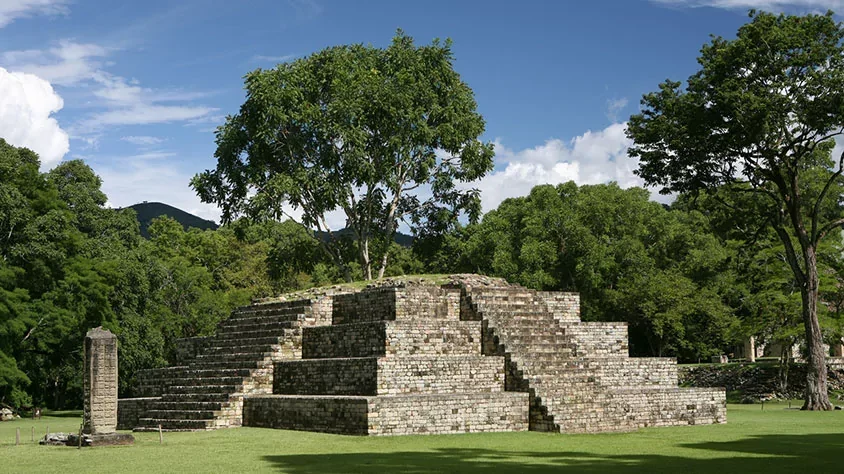 Copan piramide