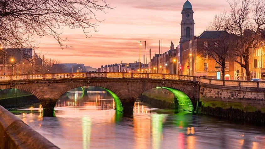 Mega Bretaña e Irlanda Invierno Vuelo desde San  Antonio visitando Irlanda, Escocia, Inglaterra con Mega Travel México