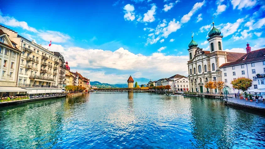 Gran Tour de Europa Vuelo desde MTY