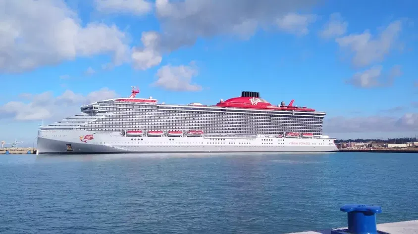 Bahamas, Scarlet Lady