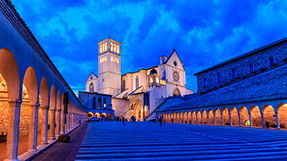 Basilica al Atardecer Basilica al Atardecer
