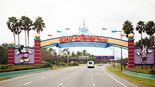 DISNEYLAND-ENTRADA.jpg DISNEYLAND-ENTRADA.jpg