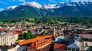 Vista a las Montanias en Innsbruck Vista a las Montanias en Innsbruck