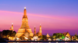 Templo de wat arun anochecer Templo de wat arun anochecer