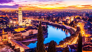 Vista de la Ciudad al Atardecer Vista de la Ciudad al Atardecer